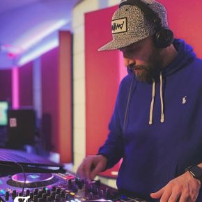 Image for Live DJ set with Joe Shez